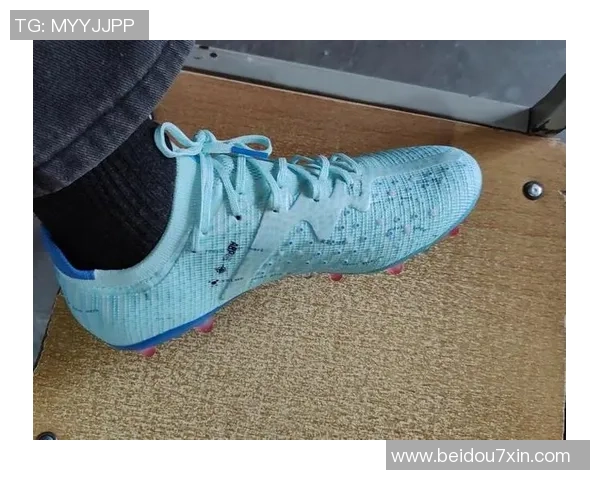 卡尔美足球鞋代言球星是谁 如何影响足球鞋市场与品牌形象