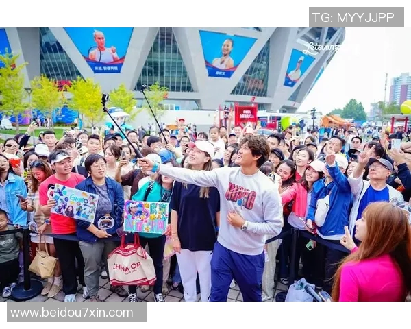 当今热度最高的足球球星究竟是谁全球球迷热议焦点人物