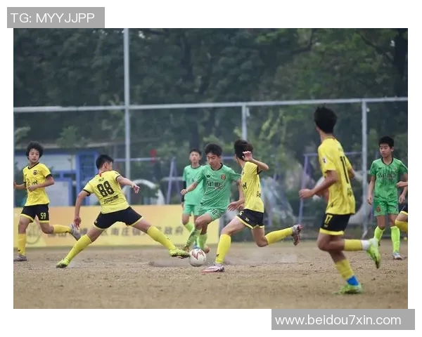 球星对决一对一足球赛挑战赛:巅峰对抗展现独特魅力