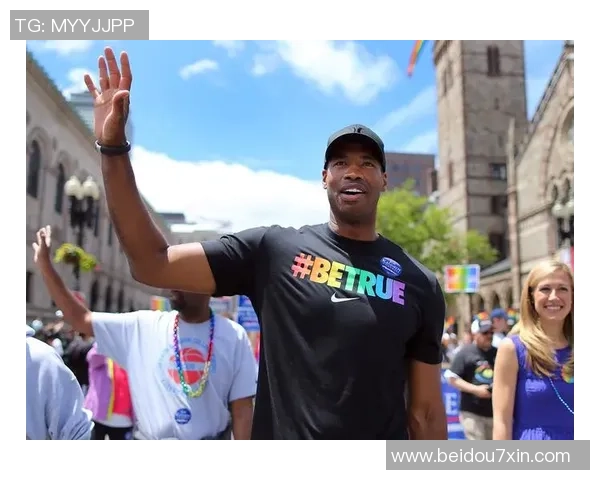 世界足坛首位公开同性恋球星的勇敢之路与体育界的变革意义